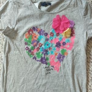 NWT Girls flower heart with 3D flowers T-shirt